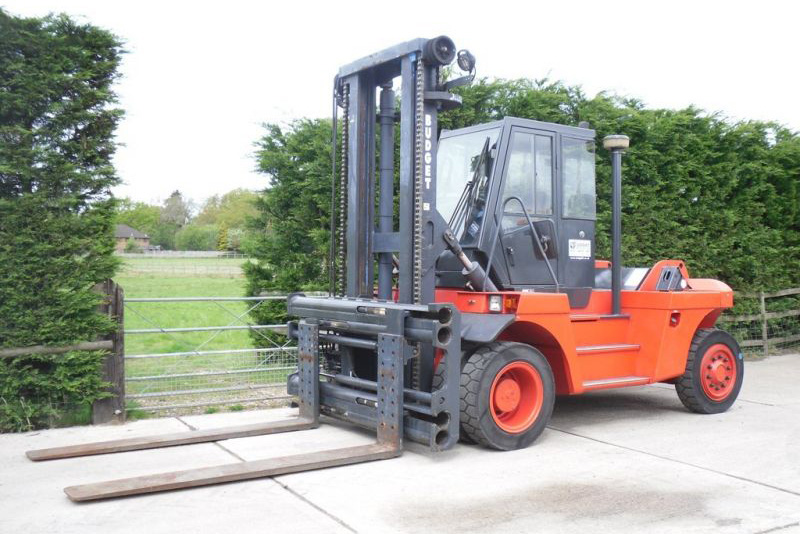 diesel-counterbalance-forklift-truck