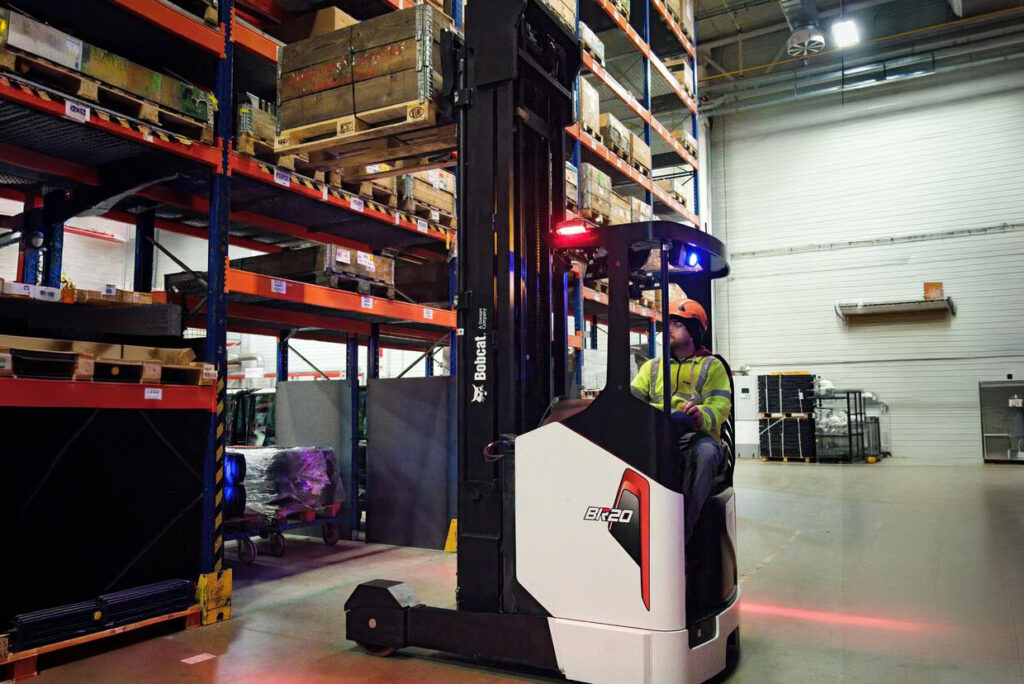 reach-forklift-truck