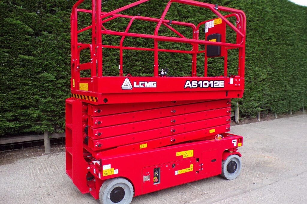 scissor-lift-access-platform