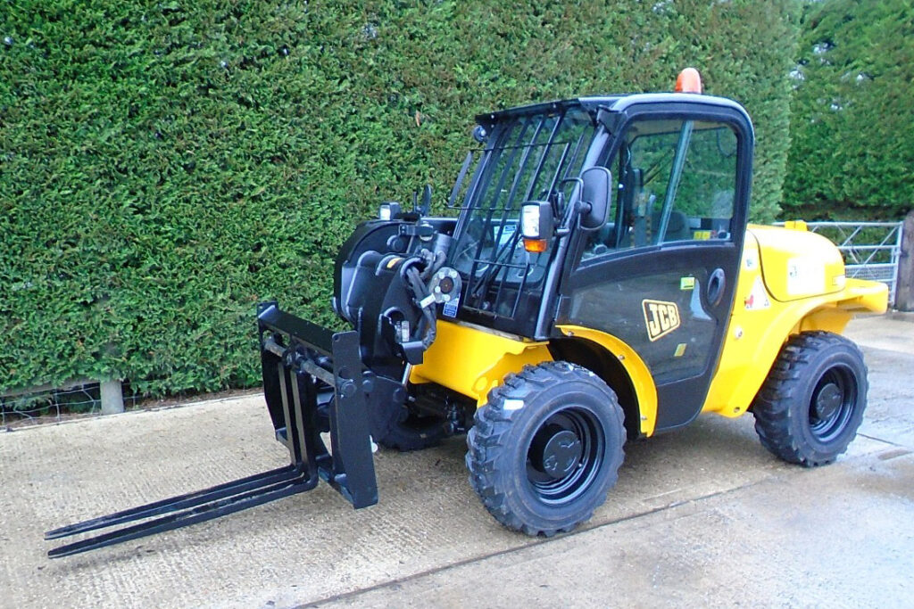 telehandler-telescopic-handlers-loaders
